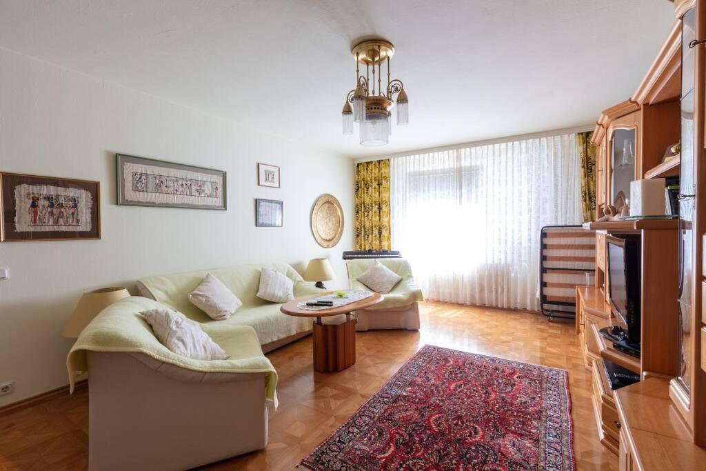 In Zentrumsnaehe Beim Hauptbahnhof Apartment *